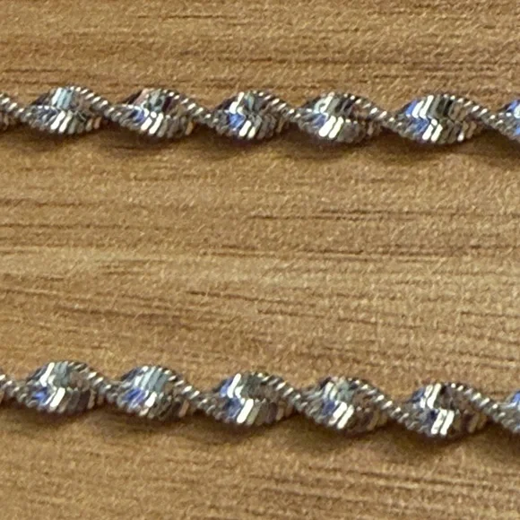 LONG 925 sterling silver twisty Necklace from Italy - 29 inches! - Picture 4 of 9
